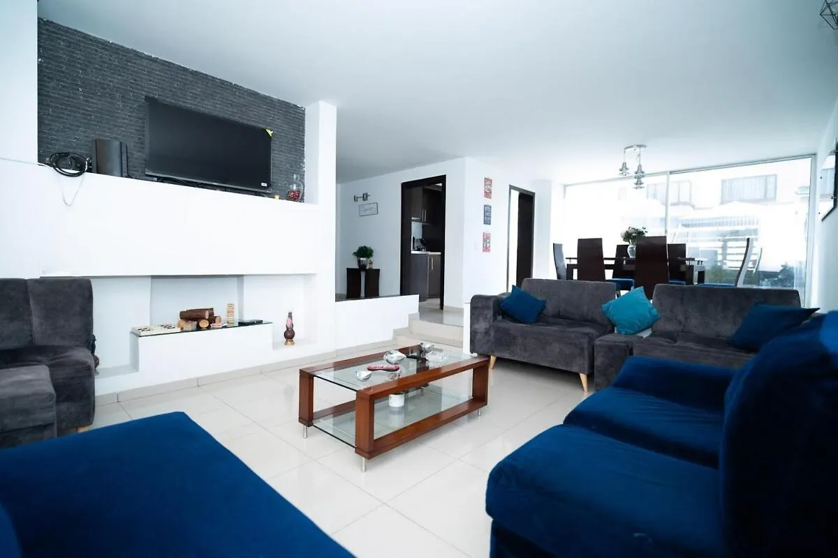 Casa Grupos 5 Minutes Airport Villa Bogota Colombia