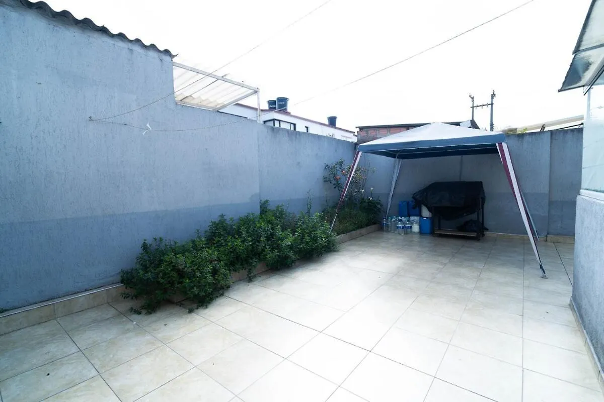 Casa Grupos 5 Minutes Airport Villa Bogota 0*,